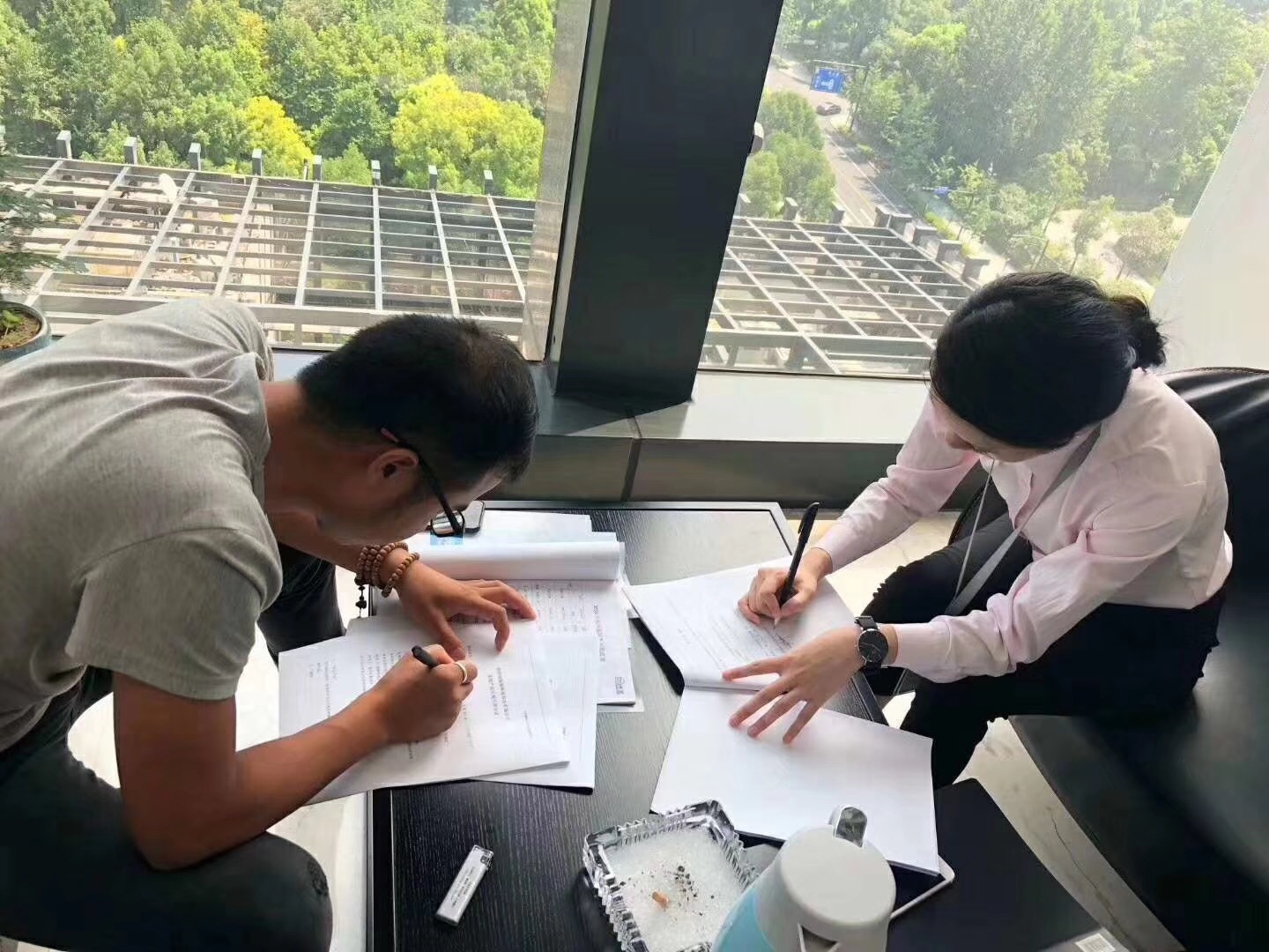 熱烈祝賀楊總簽約創(chuàng)綠家黔東南苗族侗族自治州縣級代理！