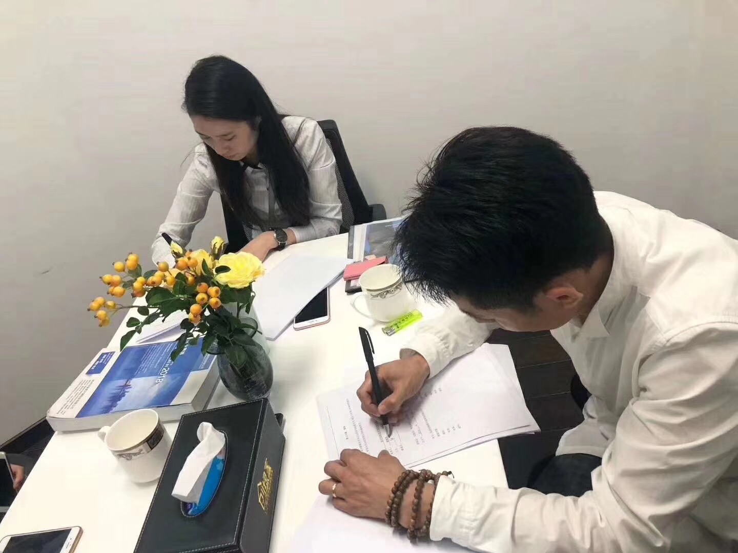熱烈祝賀倪總、秦總、周總簽約創綠家寧波市區級代理！